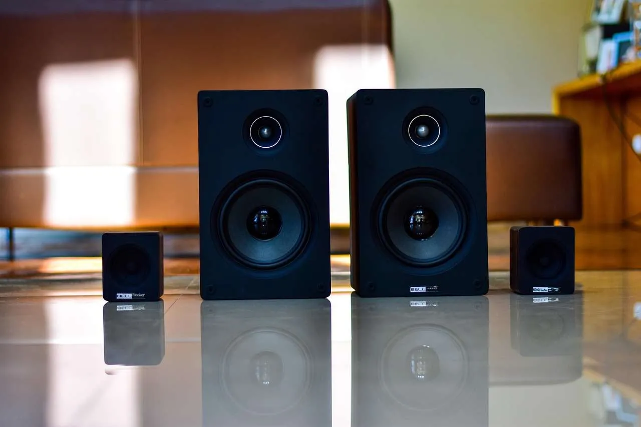 Bluetooth-Lautsprecher für den Garten: Worauf kommt es wirklich an?